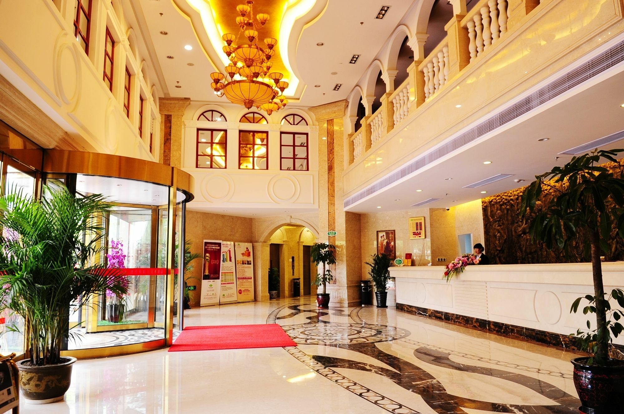 Vienna Hotel Shanghai Pudong Airport Huaxia Road Экстерьер фото